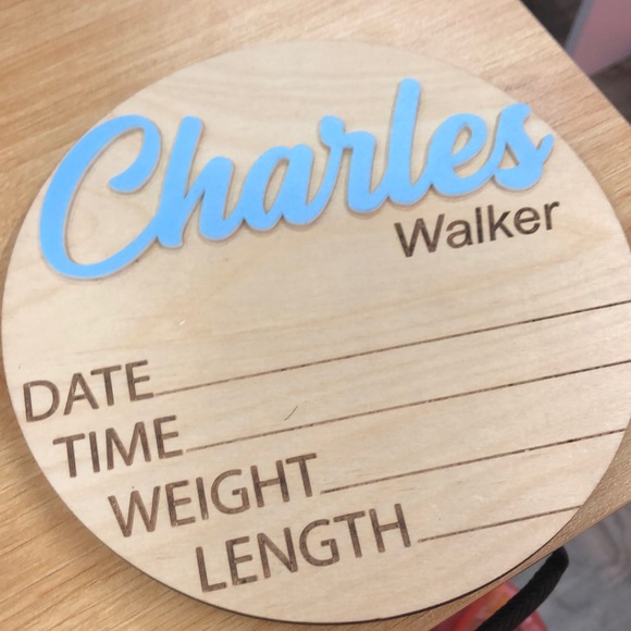 Newborn Baby Sign, Wooden Birth Sign, Birth Announcement Sign, Baby Gift - Picture 1 of 3